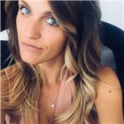 Insegnante laureata in Lingue straniere con esperienza pluriennale all'estero